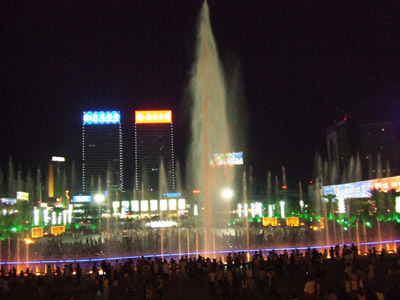 南昌八一廣場與八一起義紀(jì)念碑 歷史與榮光的見證